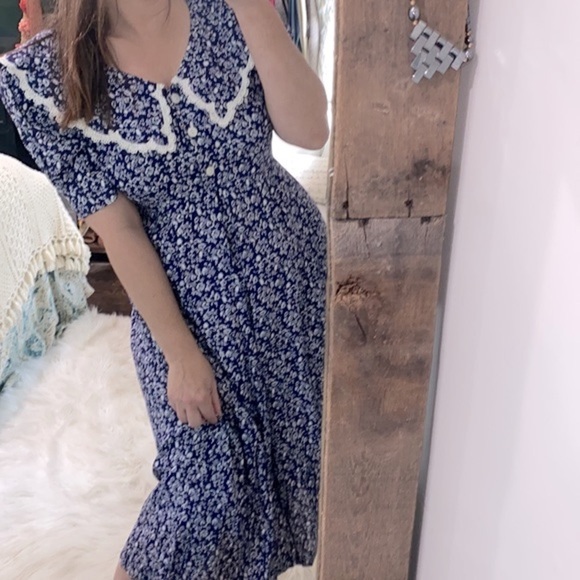 Vintage blue and white maxi dress with Peter Pan collar size 12 - Picture 2 of 11